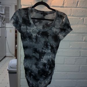 ☁️ Black white & gray “clouds” Forever 21 T-shirt